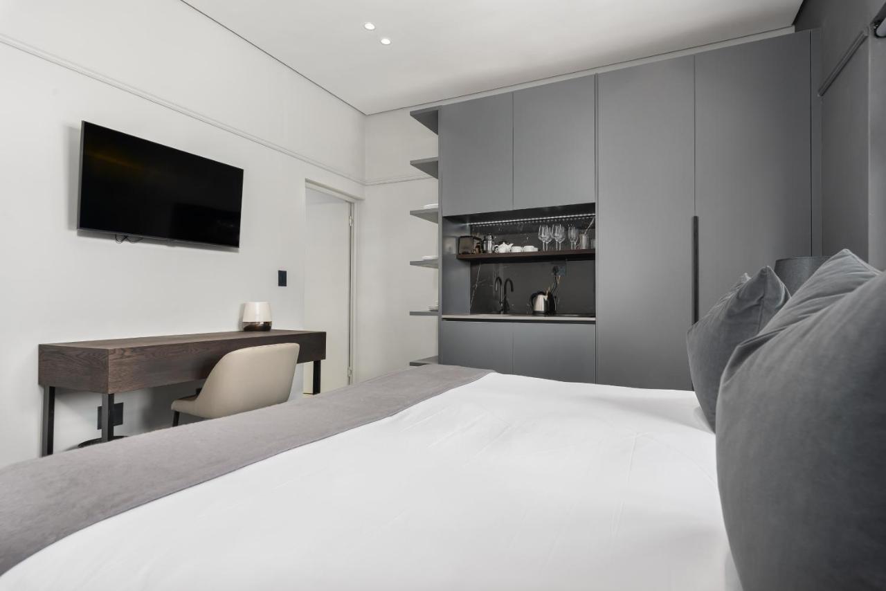 One Calais Luxury