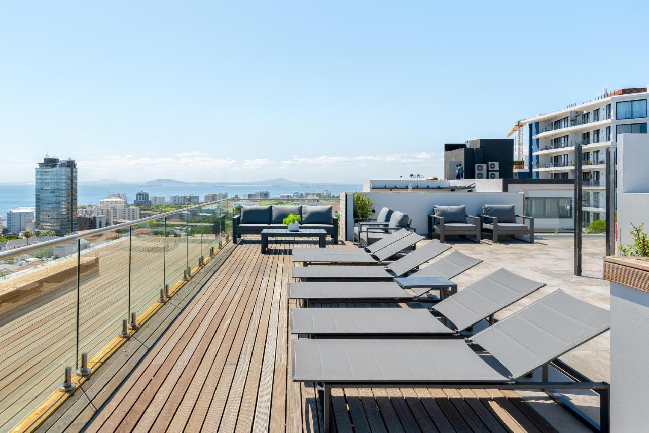 One Calais Luxury Apartment Cape Town